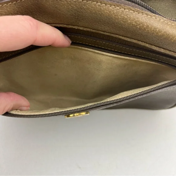 Gucci Vintage Ophidia Leather Web Green and Red Strip Textured Crossbody Handbag - Picture 11 of 15